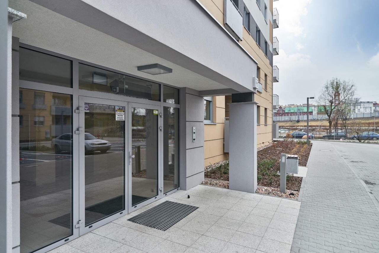 Exclusive Apartments Teczowa With Underground Parking By Noclegi Renters Wroclaw Bagian luar foto